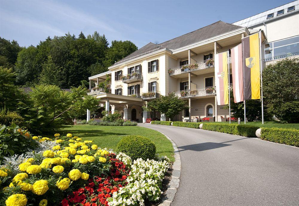 Hotel Warmbaderhof Villach Buitenkant foto